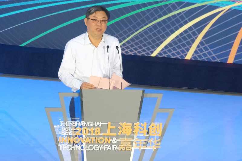 尊龙凯时人生就是搏全球首款量产智能汽车上市交付